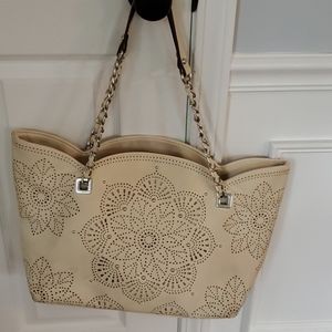 Ivory Jessica Simpson tote